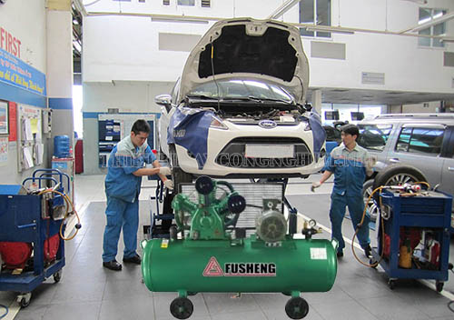 Máy nén khí piston được ứng dụng trong ngành bảo dưỡng chăm sóc xe